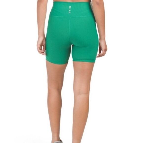 NWT Wilo The Label Emerald Green Biker Athletic Shorts- Size Small - Picture 2 of 7